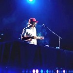 DJ Prince Cy lll on stage with his wife the Queen Latifah